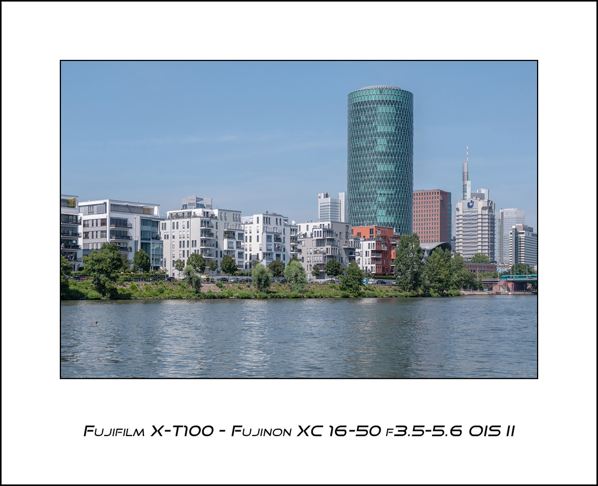 Fujifilm X-T100 - Fujinon XC 16-50 f3.5-5.6 OIS II
