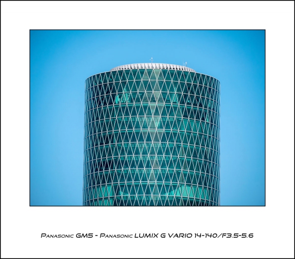 Panasonic GM5 - Panasonic G Vario 14-140 f3.5-5.6
